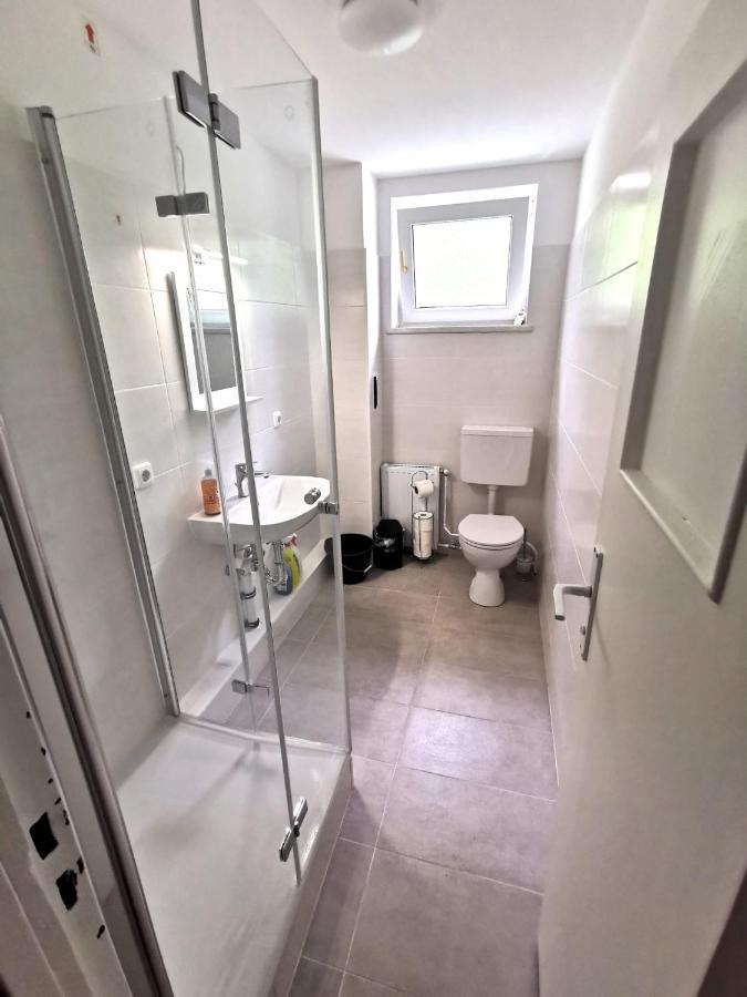 Monteurzimmer Neukoelln Apartamento *